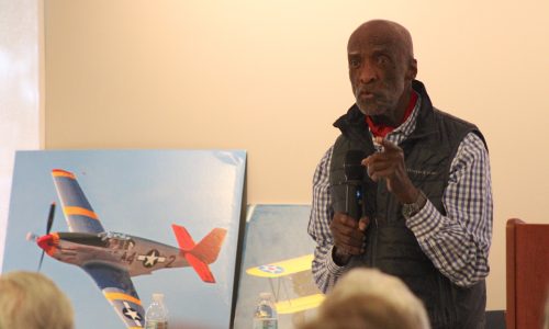 Tuskegee Airman Inspires Residents to ‘Do the Right Thing’