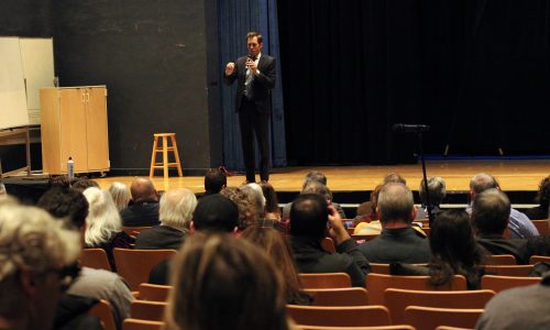 Israel-Gaza Conflict in Focus During Auchincloss Town Hall