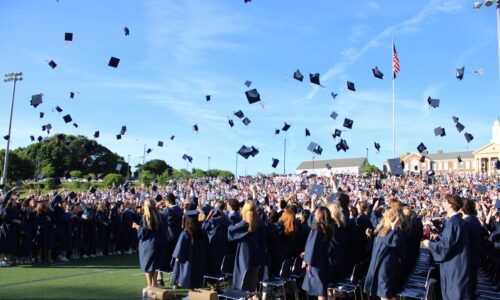 Graduating Seniors Advised to ‘Embrace the Discomfort,’ Remember Community
